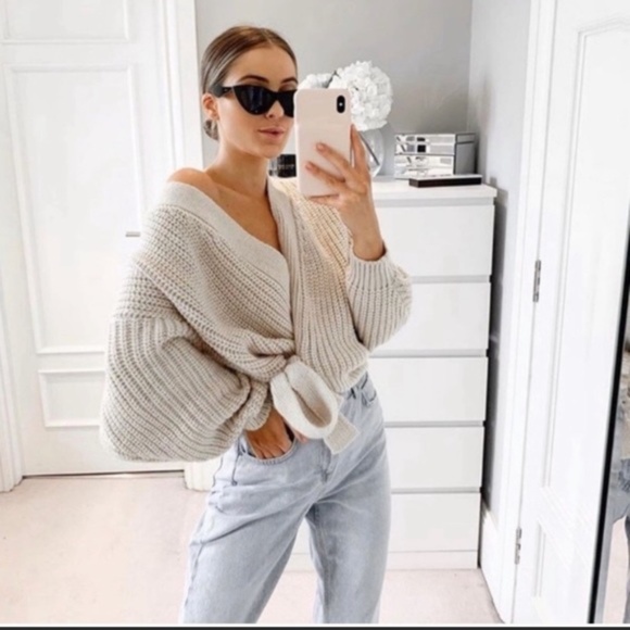 Zara Sweaters - ZARA KNIT CROPPED BELTED CARDIGAN NWT